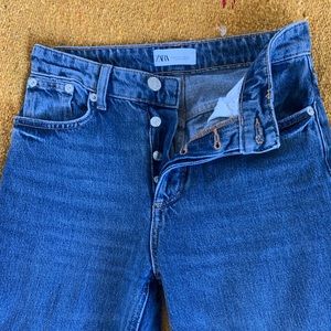 Zara Hi Rise Full Length Straight Leg Jean *barely worn*